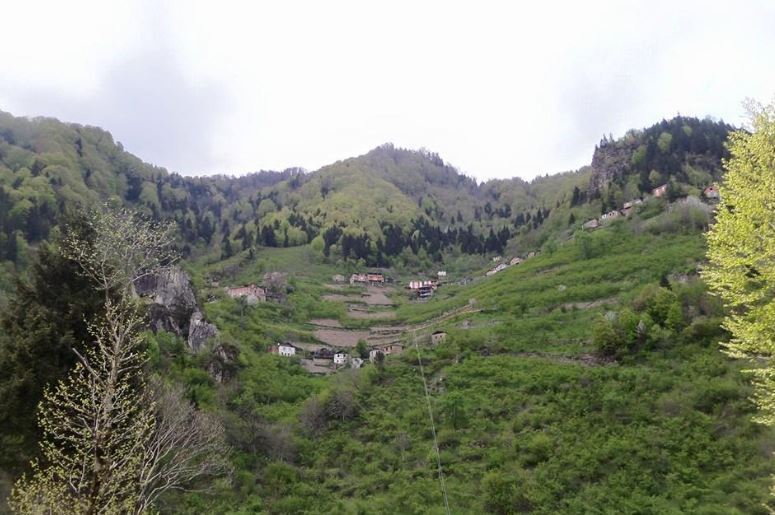 Arsin Üçpınar Köyü Resimleri 13