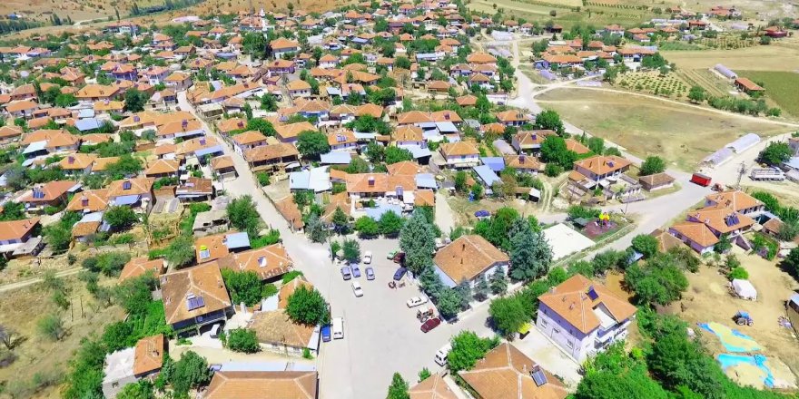 Karahallı Delihıdırlı Köyü Resimleri