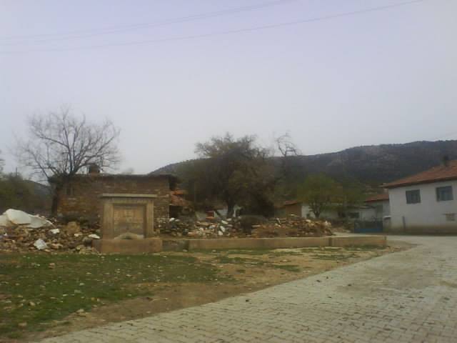 Sivaslı Eldeniz Köyü Resimleri 2