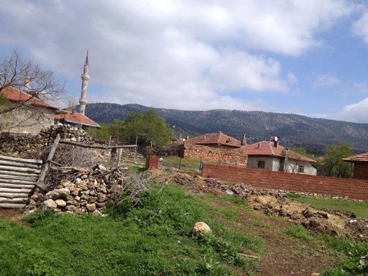 Sivaslı Eldeniz Köyü Resimleri 3