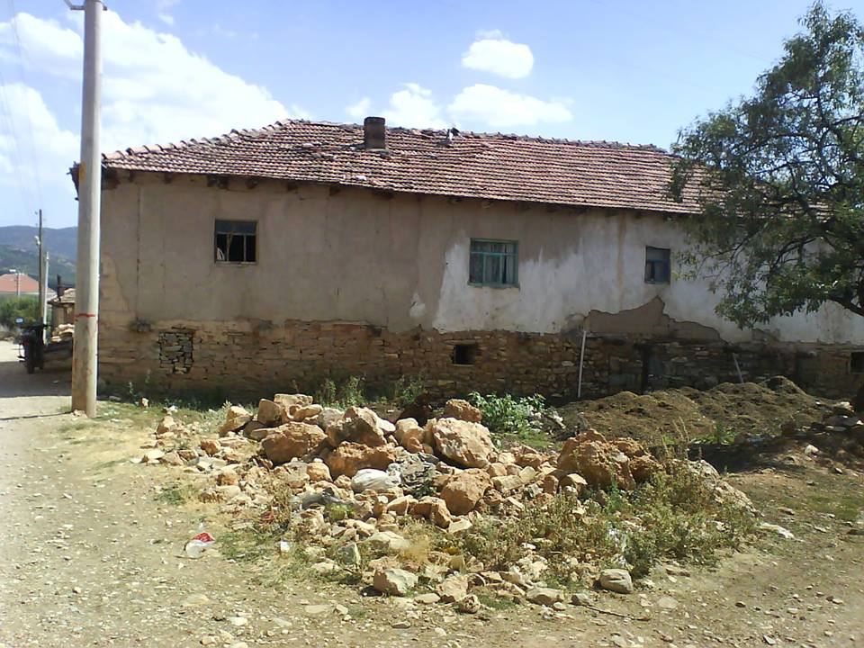 Sivaslı Eldeniz Köyü Resimleri 8