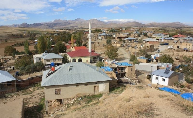 Afşin  Hüyüklü  Köyü Resimleri 11