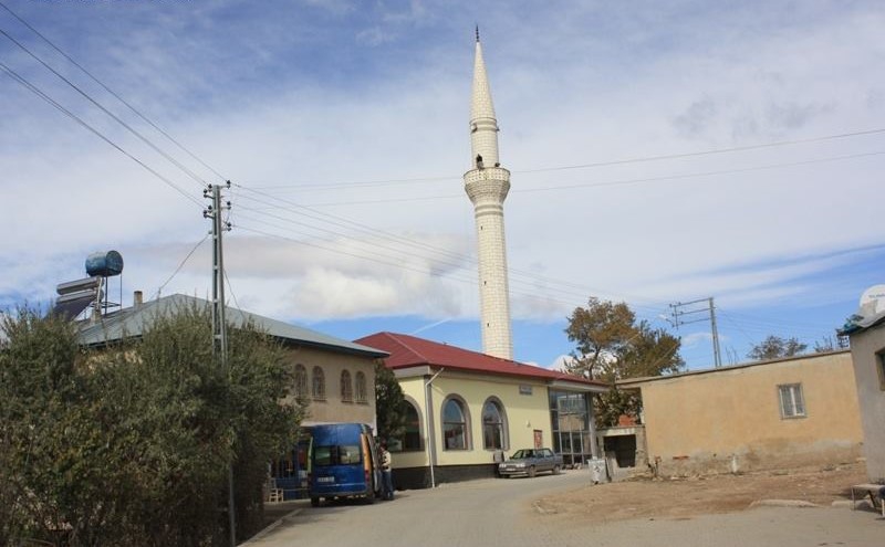 Afşin  Hüyüklü  Köyü Resimleri 6