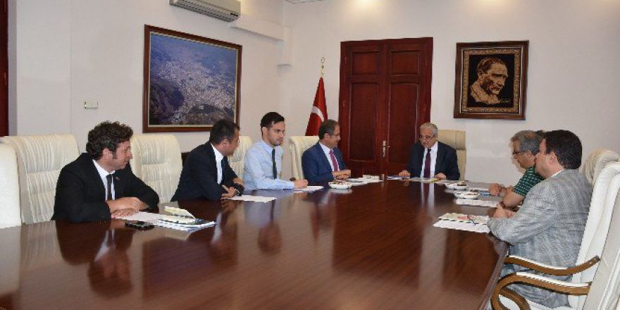 Vali Güvençer’e Kalıpçılık Kümelenmesi Brifingi