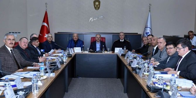 Mersin’de Kriz Değerlendirme Toplantısı