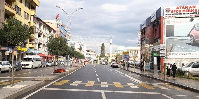 Başkan Toçoğlu 2016 Yılı Asfalt Çalışmalarını Değerlendirdi