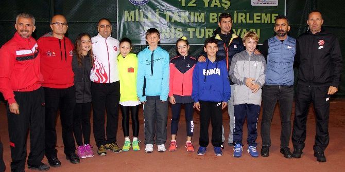 12 Yaş Tenis Milli Takımı Adana’da Belirlendi