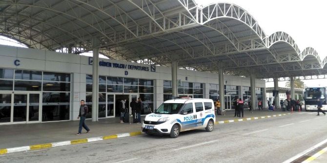 Antalya Havalimanı’nda Panik
