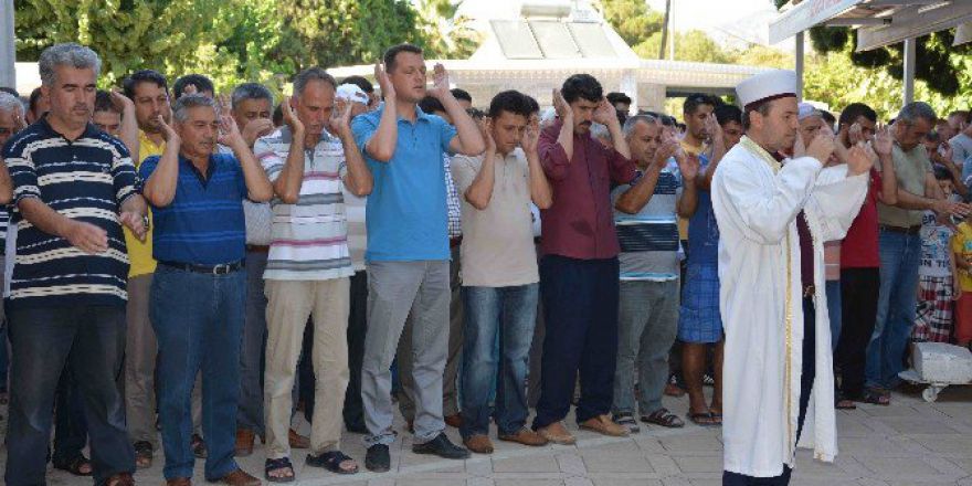 Darbe Şehitlerine Gıyabi Cenaze Namazı