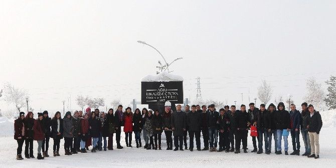 Ağrı İbrahim Çeçen Üniversitesi Lise Öğrencilerini Ağırladı