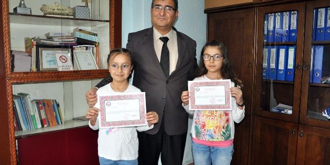 2 Kardeş Kumbaradaki Paralarını Halepli Çocuklara Bağışladı