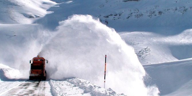 Van-bahçesaray Karayolunda Karla Mücadele Çalışması