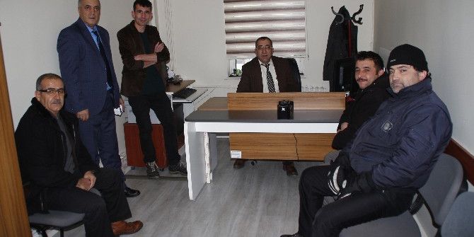 Yunak’ta Yeni Kimlikler Verilmeye Başlandı