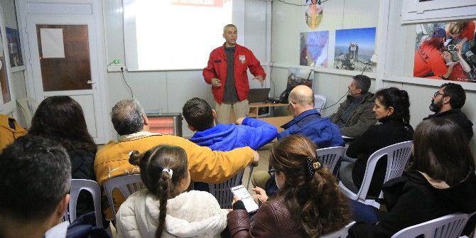 Milas’ta Akut Gönüllülerine Arama Eğitimi