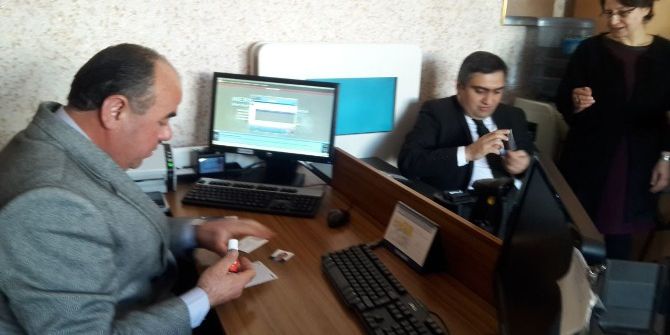 Yeni Kimlik Kartları Dağıtılmaya Başlandı
