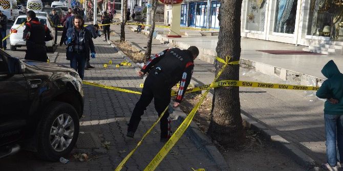 Diyarbakır’da Silahlı Kavga: 2 Yaralı