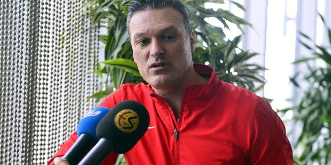 Alpay Özalan: “Bu Ülkede Kimlerin Antrenörlük Yaptığını Herkes Biliyor”