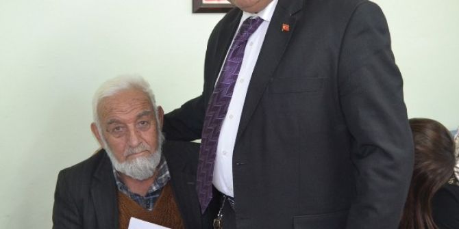 Abdulkadir Dede Çipli Kimlik Almaya Geldi