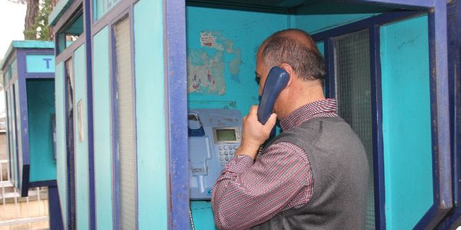Ankesörlü Telefonlar Tarihe Karışıyor