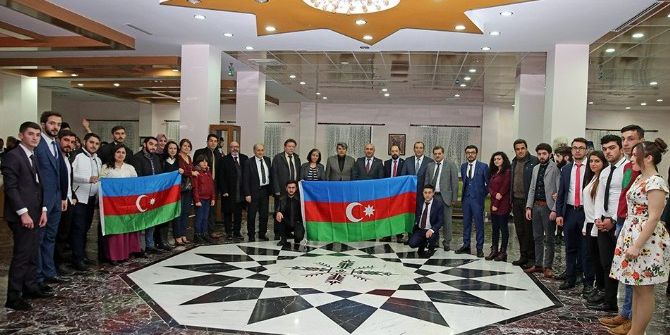 Azerbaycan Yüreğimde Bir Şahdamardır Gecesine Büyük İlgi