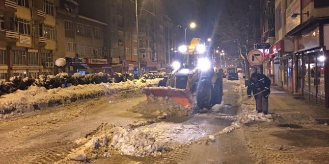 Bozüyük’te Kar Temizleme Çalışmaları