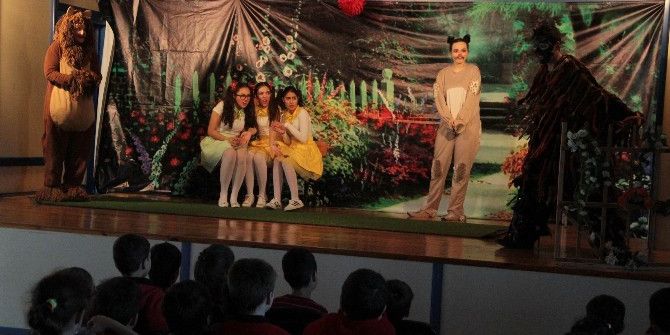 Miniklere Verem Hastalığı Tiyatro İle Anlatıldı