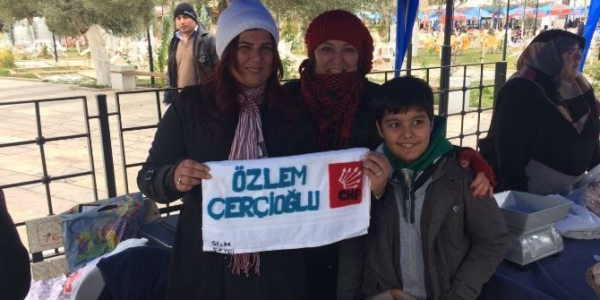Başkan Çerçioğlu Yeni Yılın İlk Gününde Çakırbeyli Pazarını Ziyaret Etti