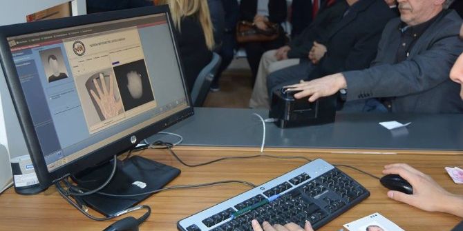 Kimliklerin Yenilenmesi Fotoğrafçılara Yaradı