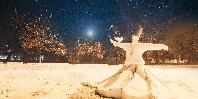 Kardan Barış Heykeli Yaptı