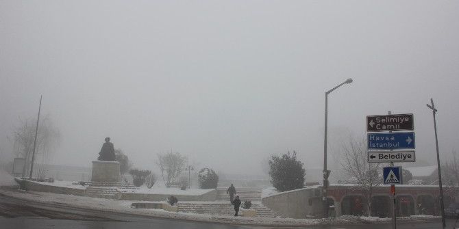 Edirne’de Sis Yaşamı Olumsuz Etkiliyor