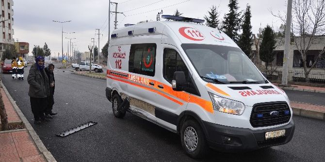 Hasta Almaya Giden Ambulans Kaza Yaptı
