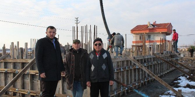 Başkan Yavaş Çiftlik Ovası Cami İnşaatını Gezdi