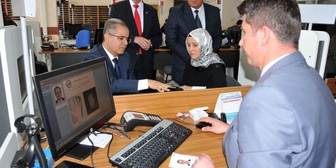 Karaman’da Yeni Kimlik Kartları Dağıtılmaya Başladı