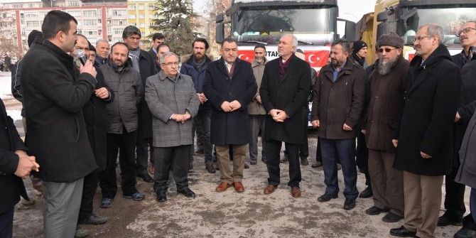 Gönüllü Kuruluşlardan Halep’e 2 Tır Yardım