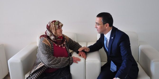 Milas Kaymakamlığı Yaşlı Adamı Sevindirdi