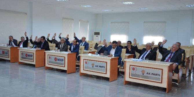 İl Genel Meclisi’nde Gerginlik Yaşandı