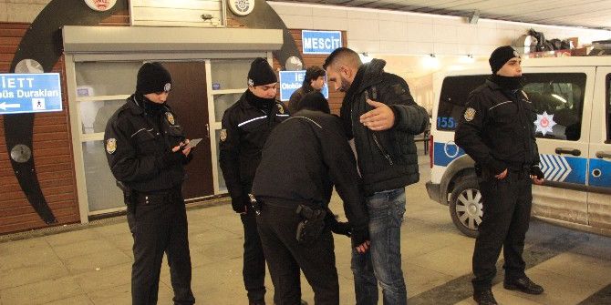 İstanbul Polisi Asayiş Uygulamalarını Arttırdı