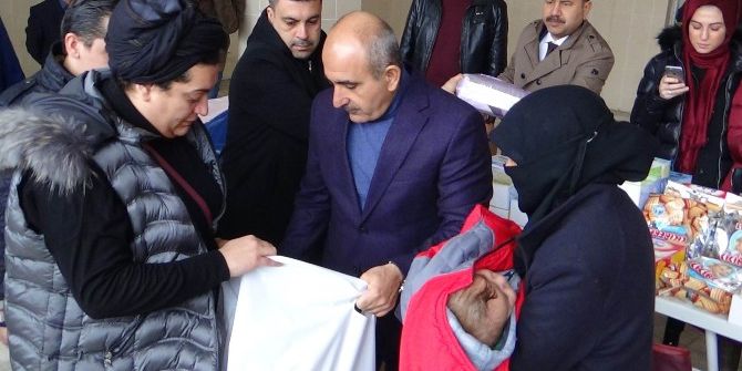 "Bir Mama Bir Umut” Sloganıyla Yardım Dağıtımı Gerçekleştirildi