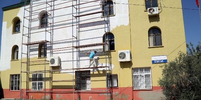 Erdemli Belediyesi’nden Okul Ve Camilere Hizmet Desteği