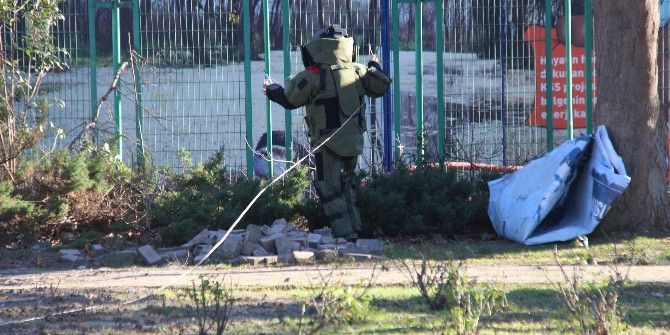 Şüpheli Çantadan Okul Malzemesi Çıktı