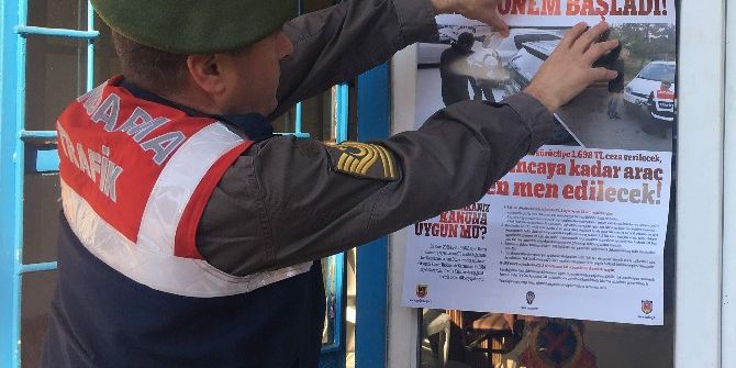 Jandarmadan Sürücülere Afişli Bilgilendirme