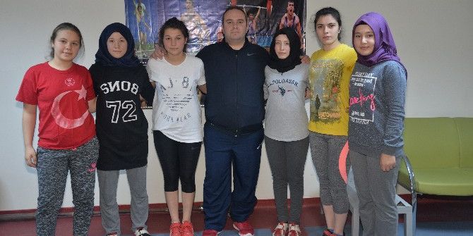 Bilecik’i Temsil Edecek Halterciler Belirlendi