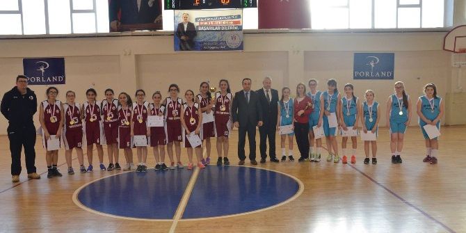 Okul Sporları Yıldızlar Basketbol Müsabakaları