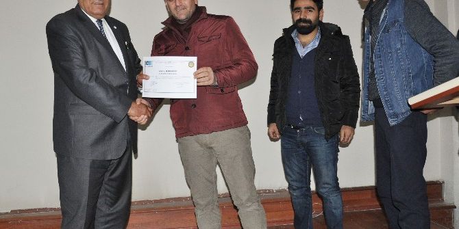 Kursiyerler Girişimcilik Belgelerini Aldı