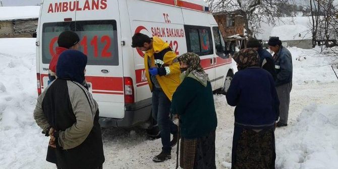 Hastaya Almaya Giden Ambulans Kara Saplandı
