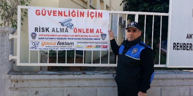 Alanya Polisinden İngilizce Afişli Uyarı