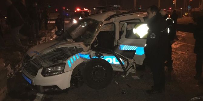 Takip Yapan Ekip Otosu Kaza Yaptı İki Polis Şehit Odu