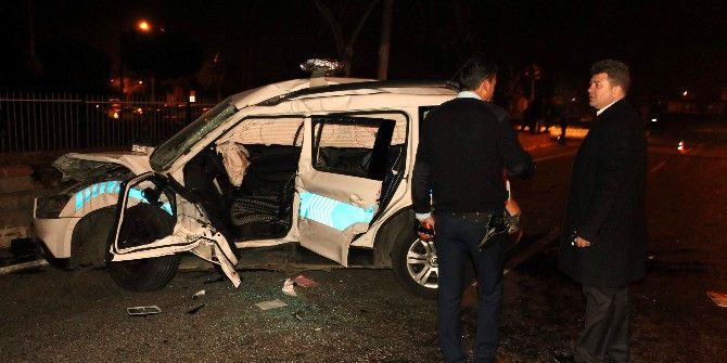 Şüpheli Aracı Kovalayan Polis Otosu Tankerle Çarpıştı: 2 Şehit