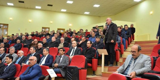 Vali Arslantaş Muhtarlar İle Bir Araya Geldi