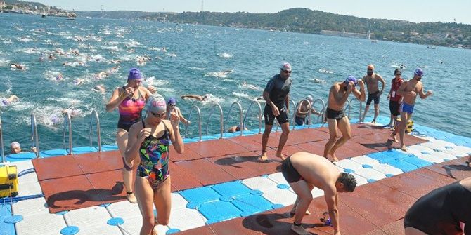 Samsung Boğaziçi Kıtalararası Yüzme Yarışı Dünya Birincisi